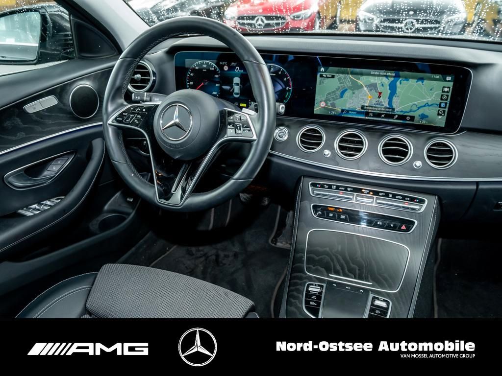 Mercedes-Benz E 300 2022