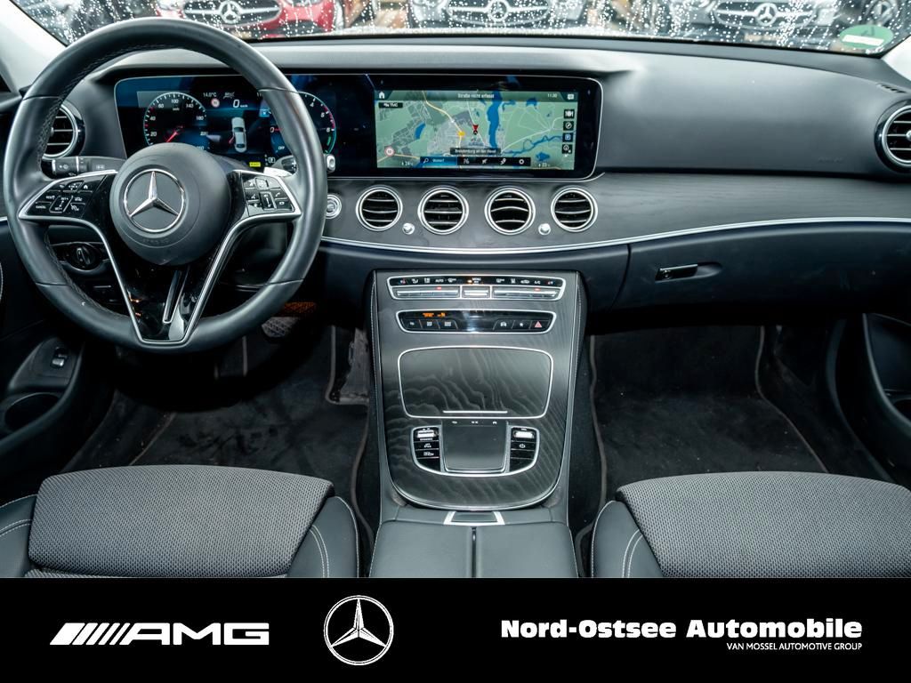 Mercedes-Benz E 300 2022