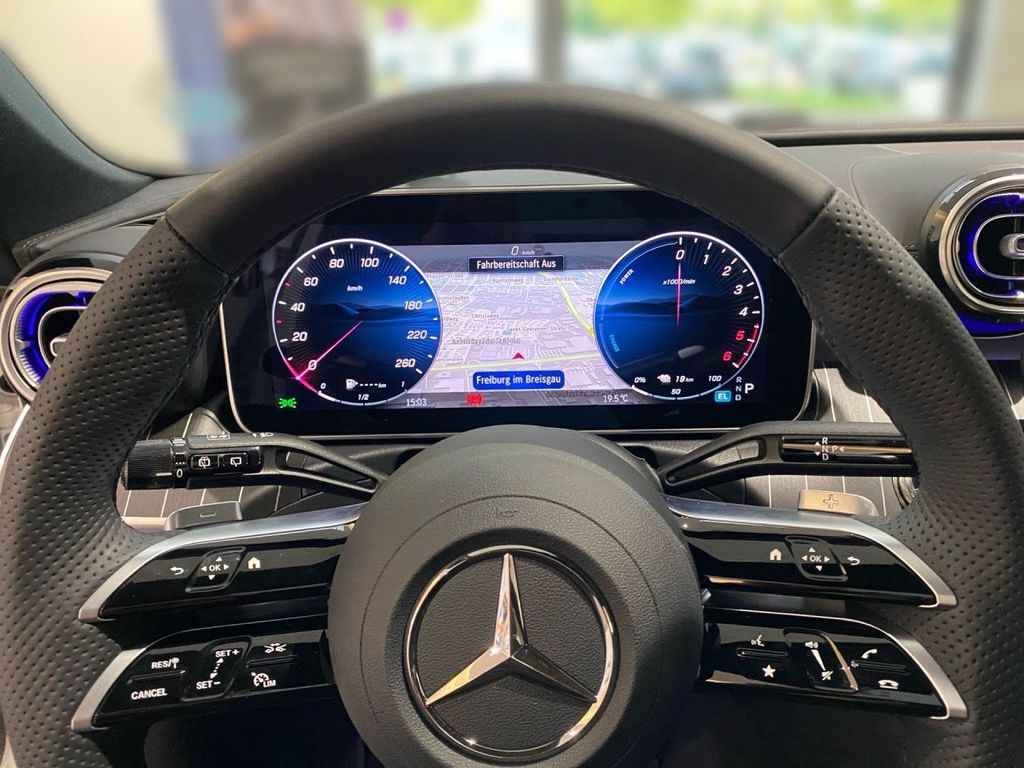 Mercedes-Benz C 300 2025