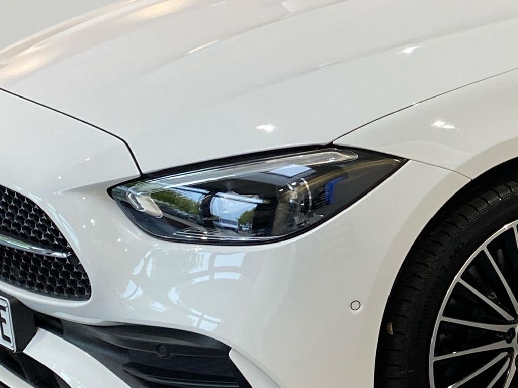 Mercedes-Benz C 300 2025