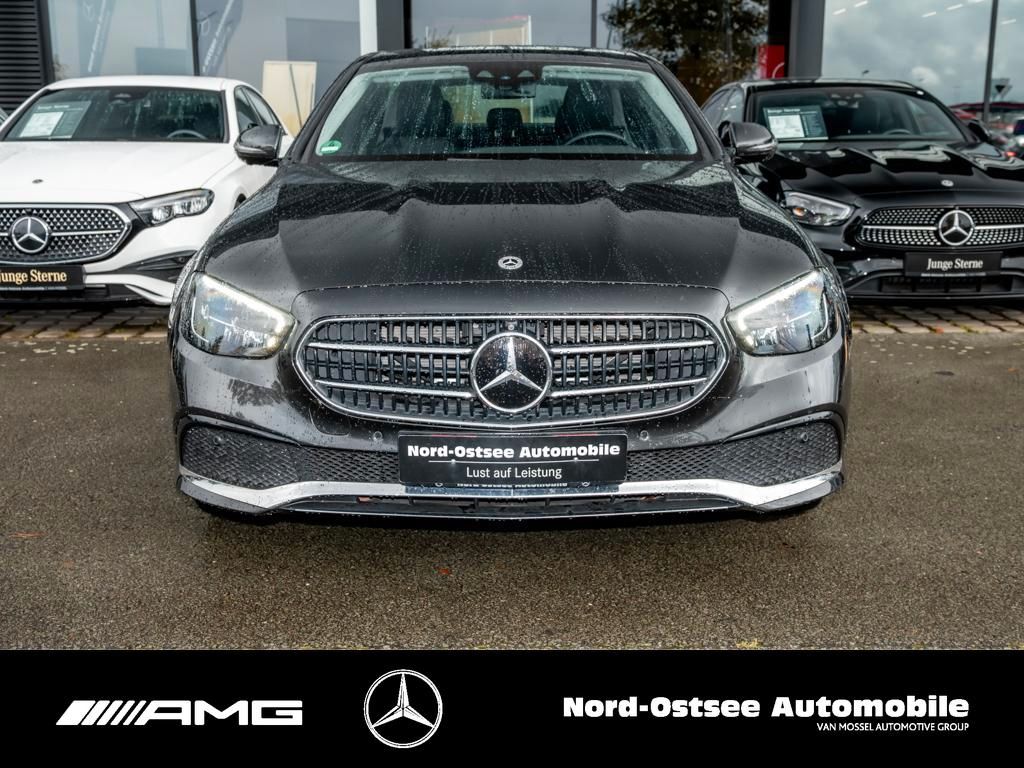 Mercedes-Benz E 300 2022