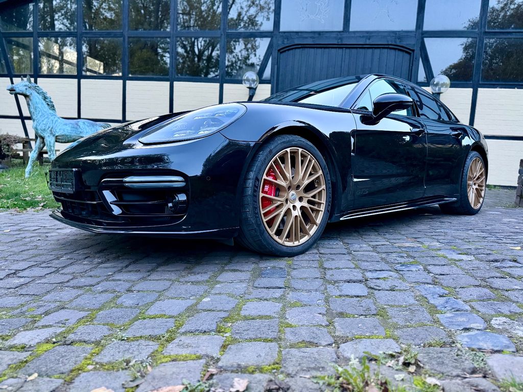 Porsche Panamera 2022