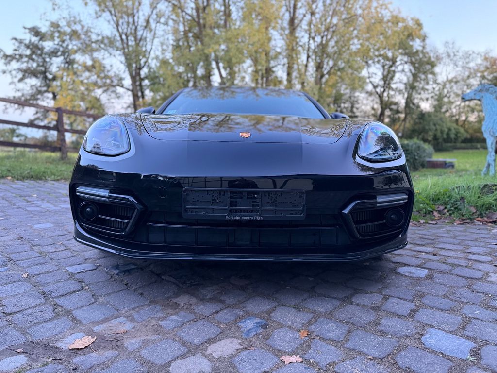 Porsche Panamera 2022