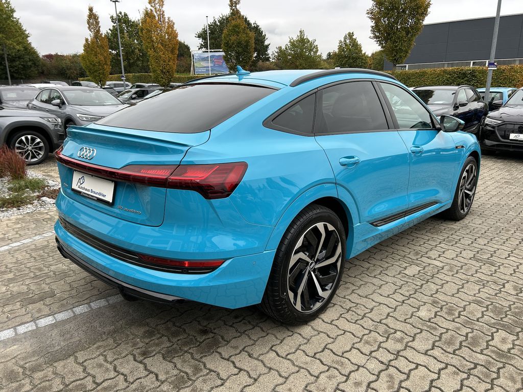 Audi e-tron 2022