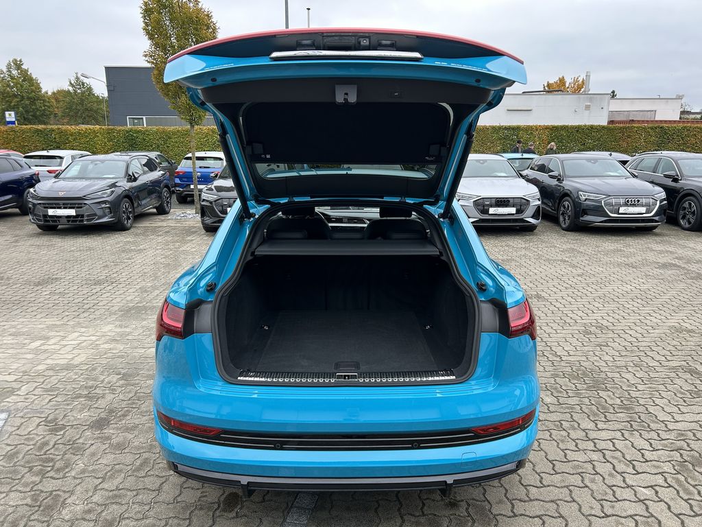 Audi e-tron 2022