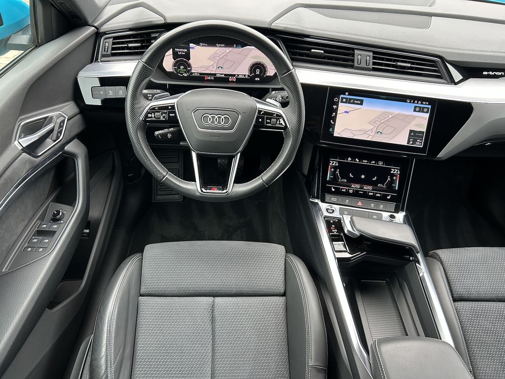 Audi e-tron 2022