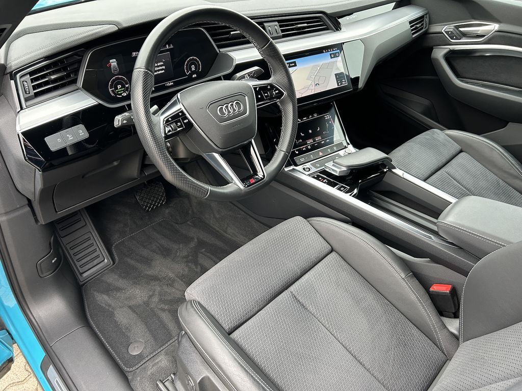 Audi e-tron 2022