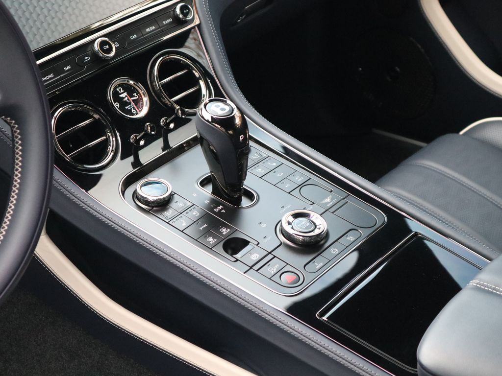 Bentley Continental GT 2024