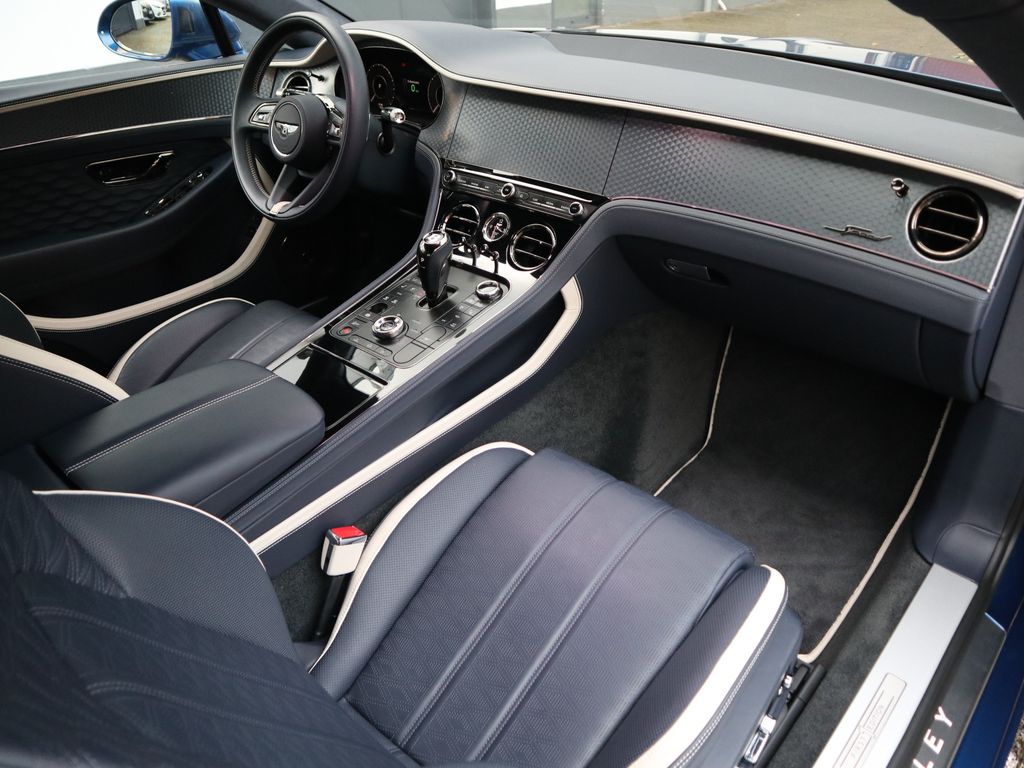 Bentley Continental GT 2024