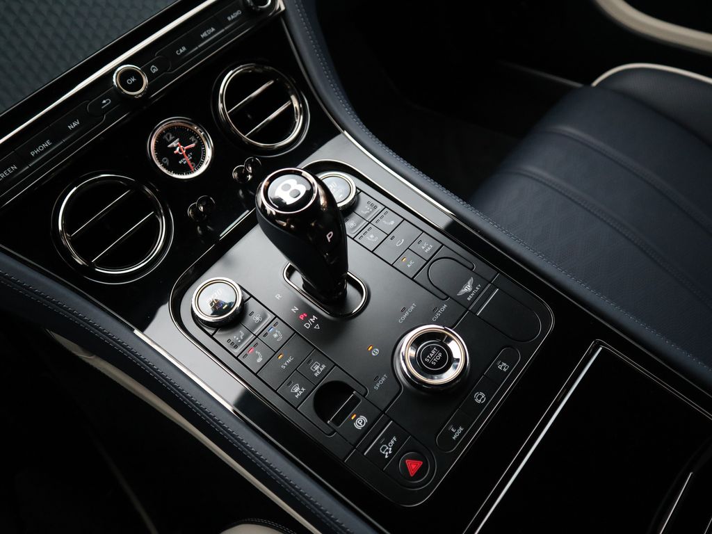 Bentley Continental GT 2024