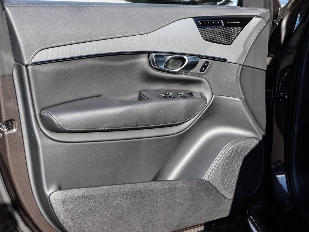 Volvo XC90 2023