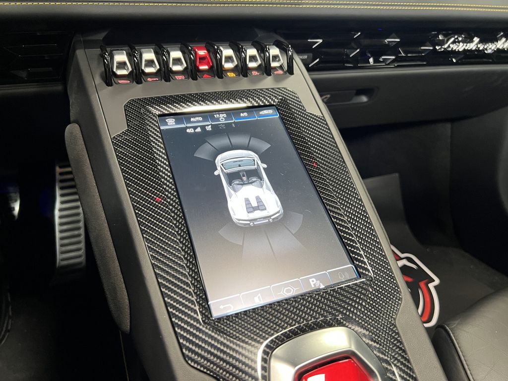 Lamborghini Huracán 2021