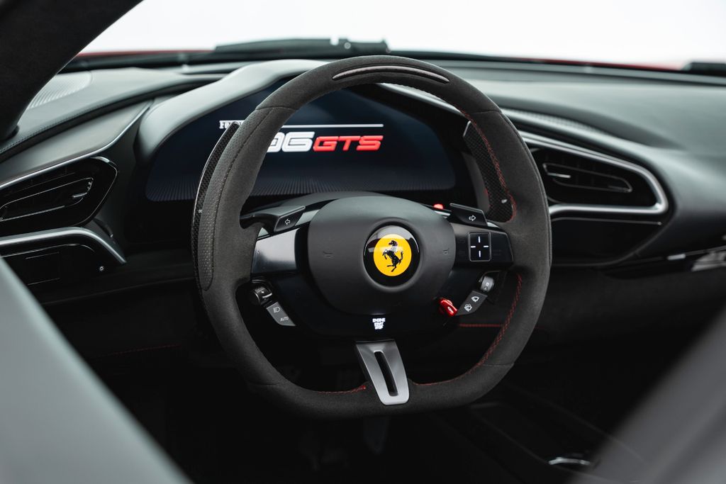 Ferrari 296 GTS 2024