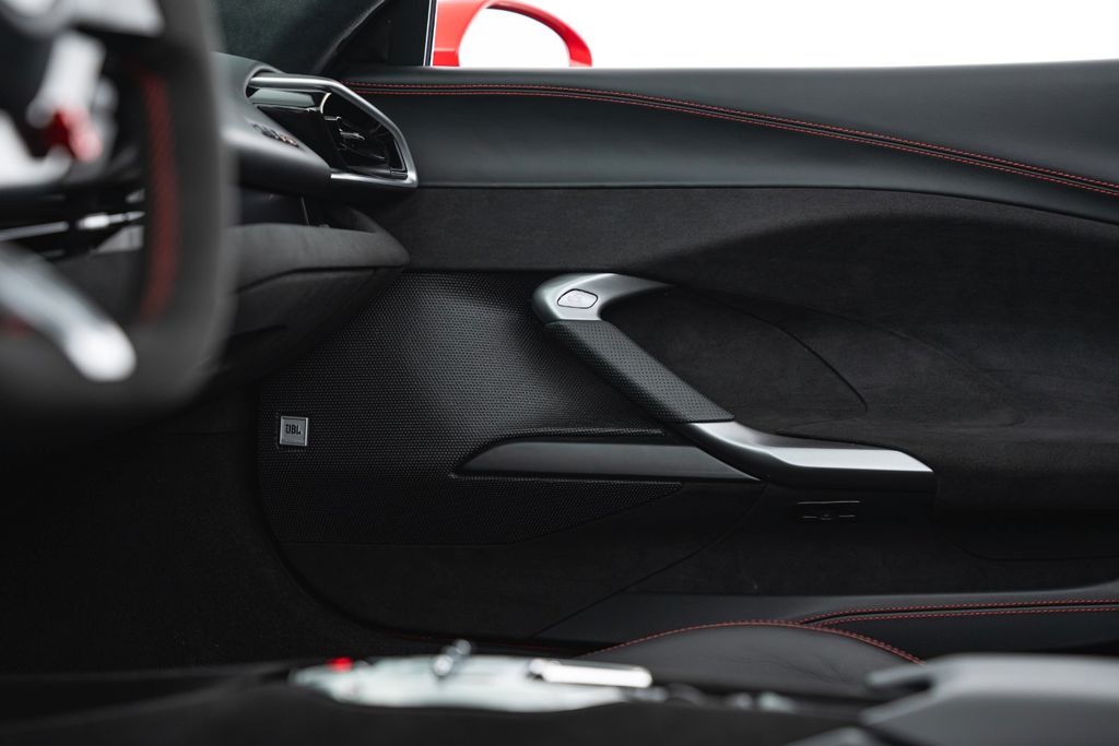 Ferrari 296 GTS 2024