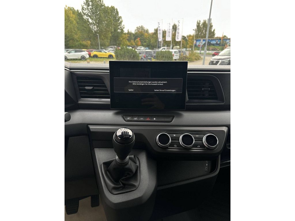 Nissan Interstar 2025