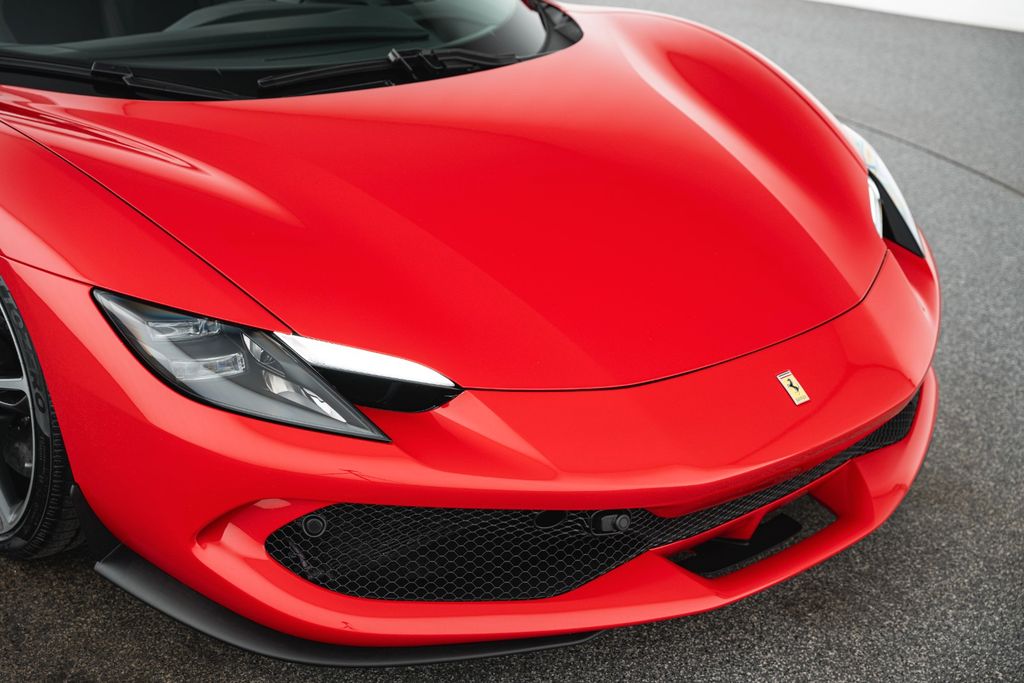 Ferrari 296 GTS 2024