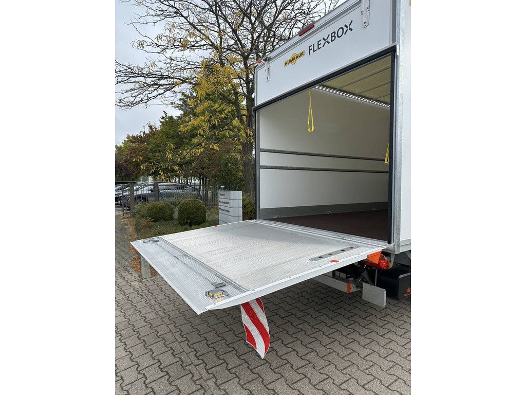 Nissan Interstar 2025
