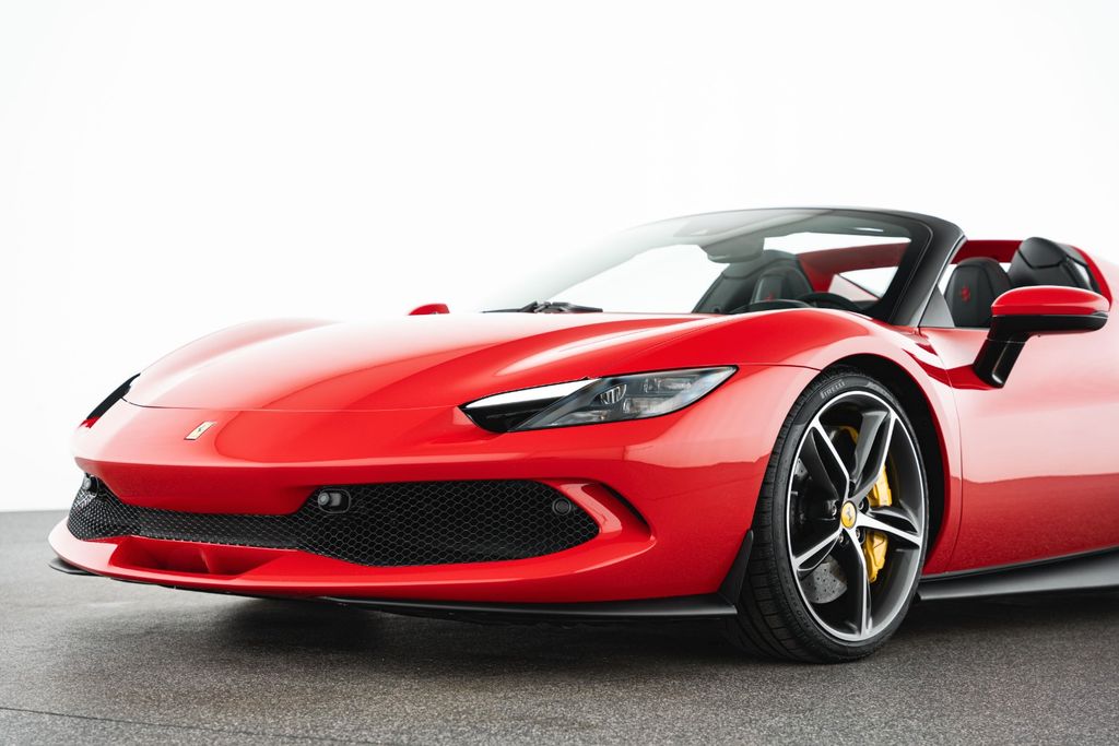 Ferrari 296 GTS 2024