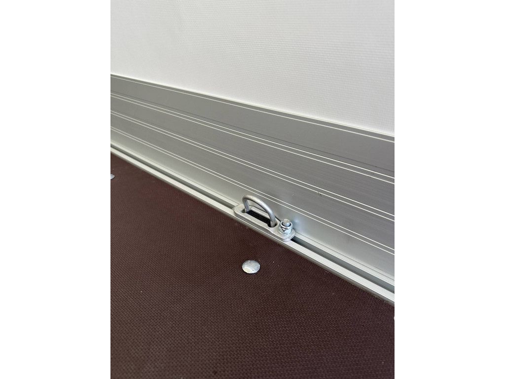 Nissan Interstar 2025