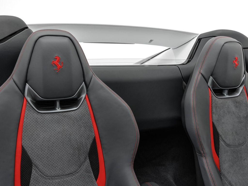 Ferrari 296 GTS 2025