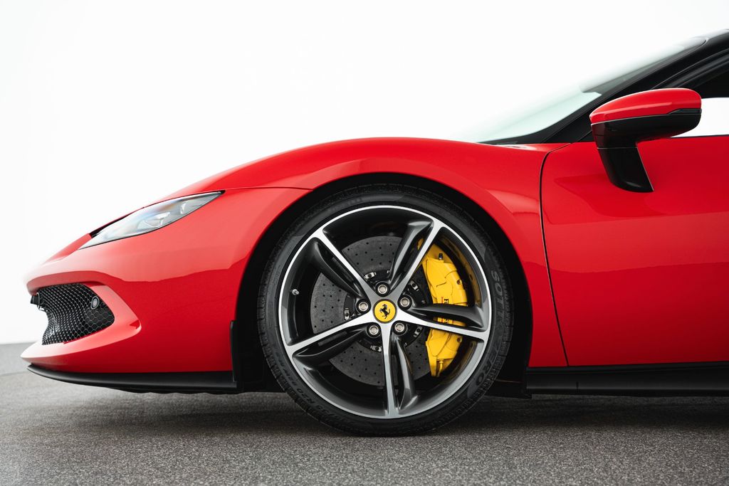 Ferrari 296 GTS 2024