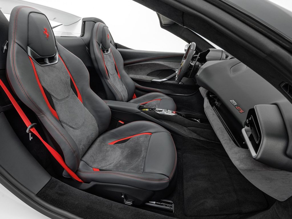 Ferrari 296 GTS 2025