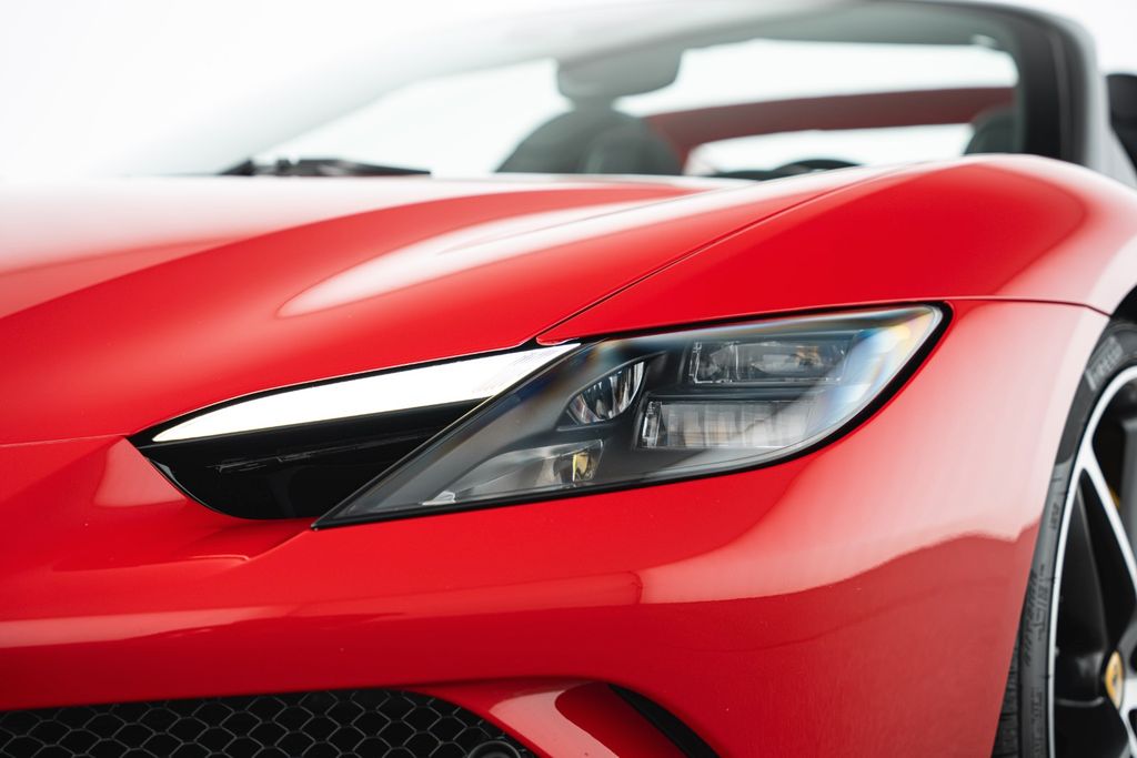 Ferrari 296 GTS 2024