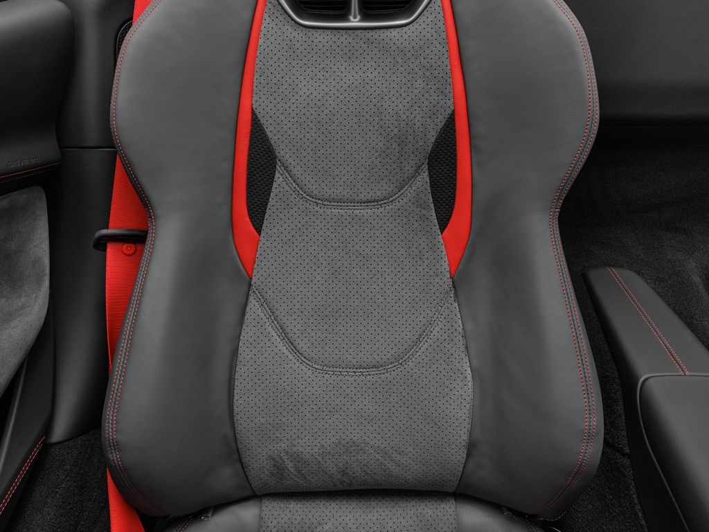 Ferrari 296 GTS 2025