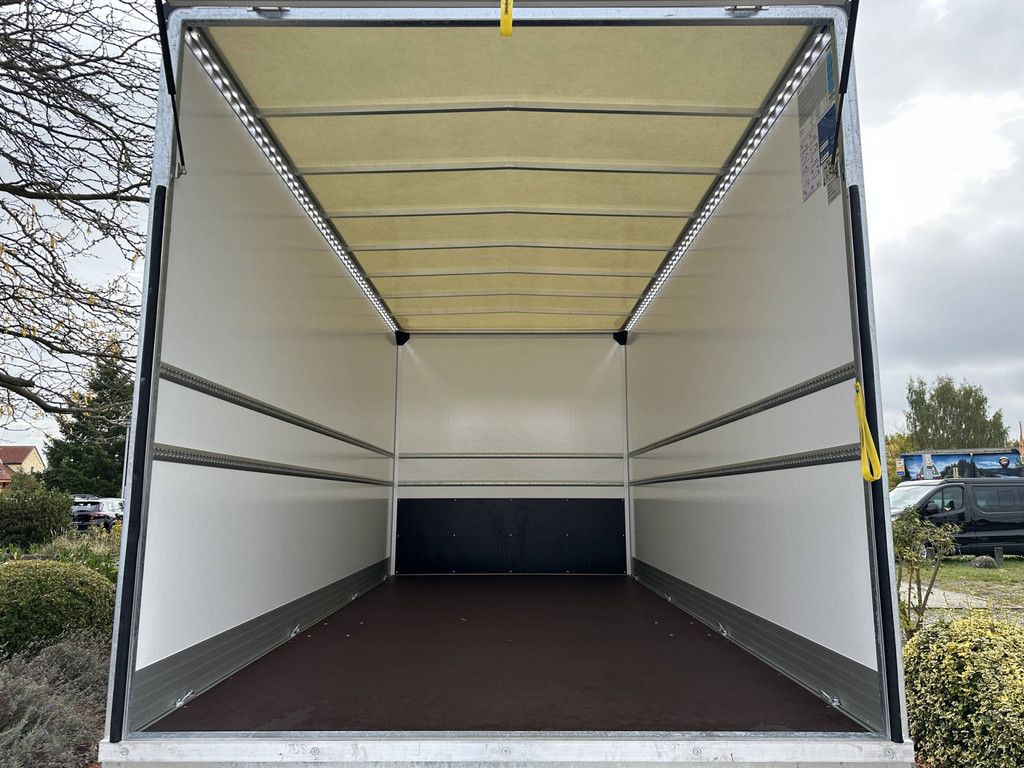 Nissan Interstar 2025