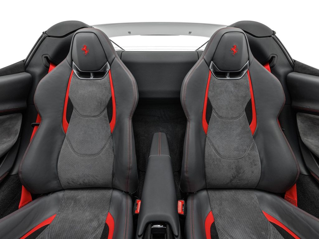 Ferrari 296 GTS 2025