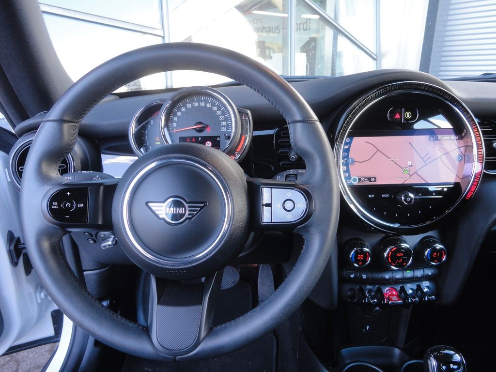 MINI Cooper Cabrio 2024