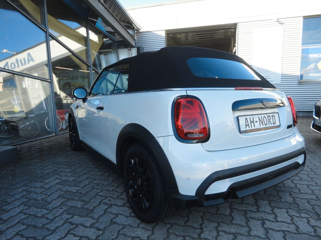 MINI Cooper Cabrio 2024