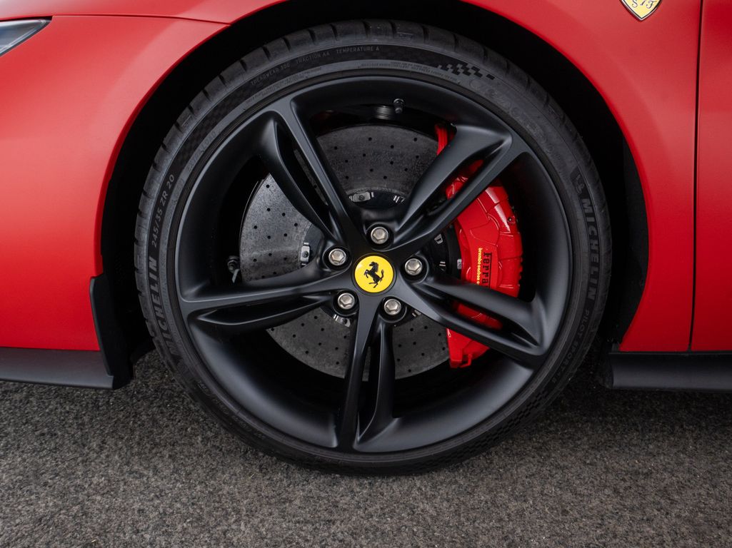 Ferrari 296 GTS 2024