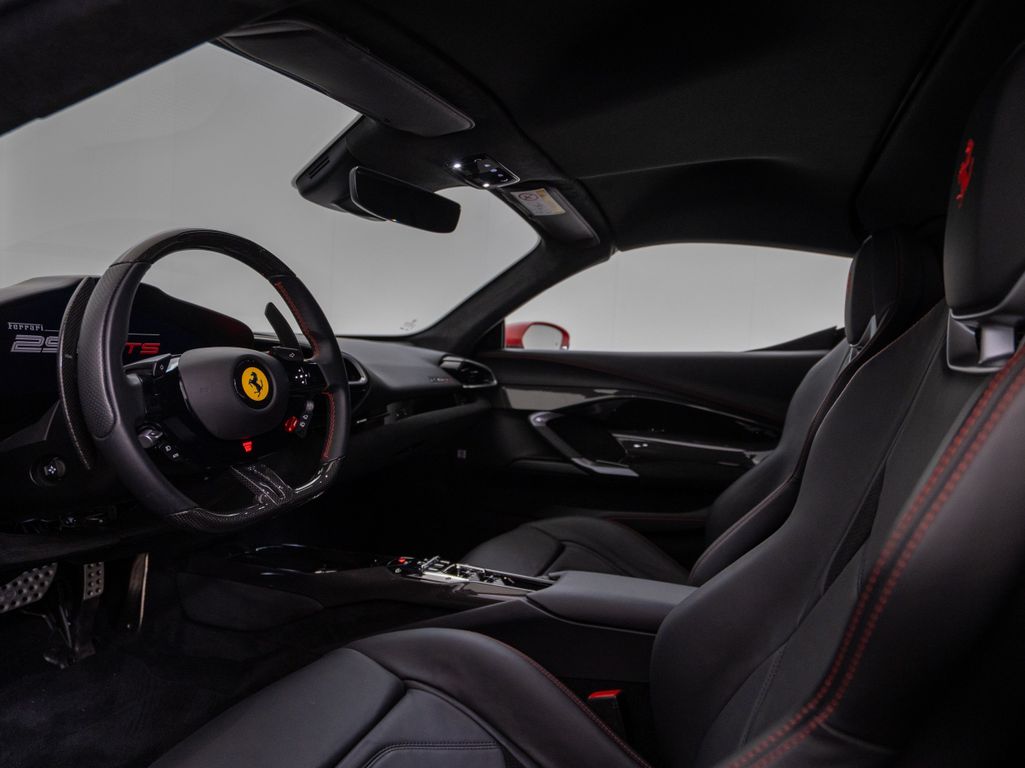 Ferrari 296 GTS 2024