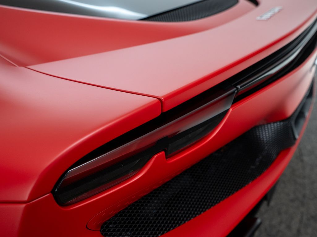 Ferrari 296 GTS 2024