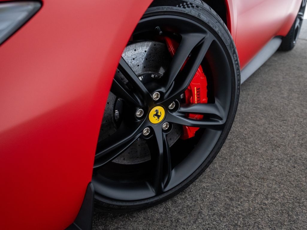 Ferrari 296 GTS 2024