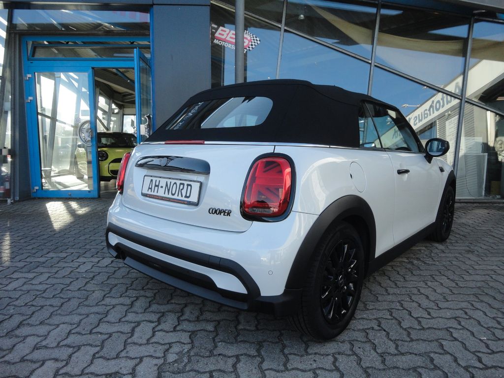 MINI Cooper Cabrio 2024