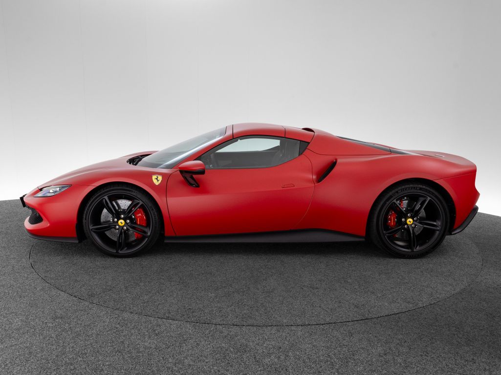 Ferrari 296 GTS 2024