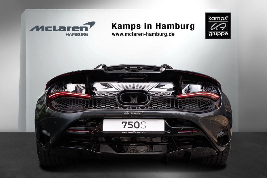 McLaren 750S