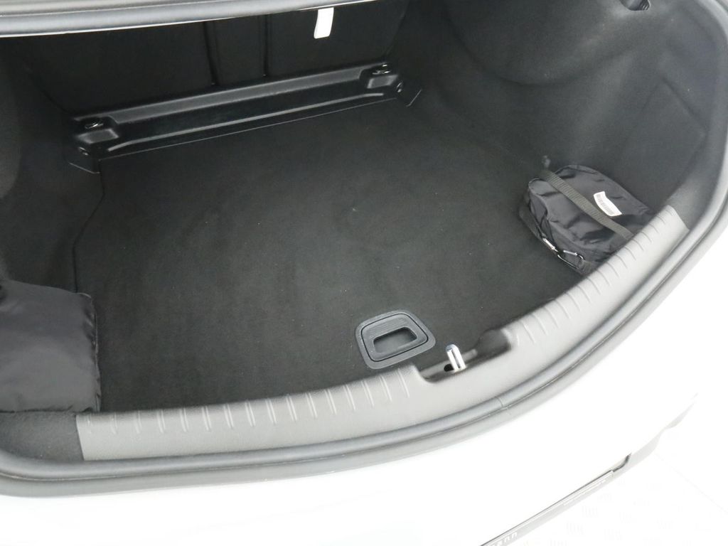 Mercedes-Benz CLE 200 2024