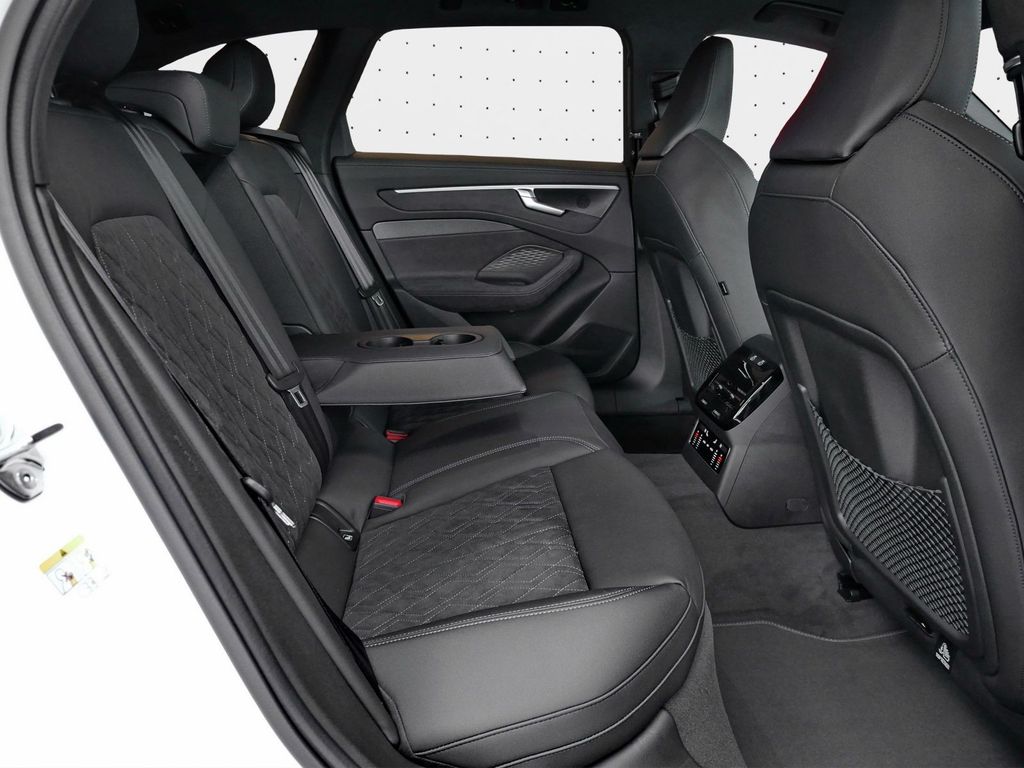 Audi A6 2025