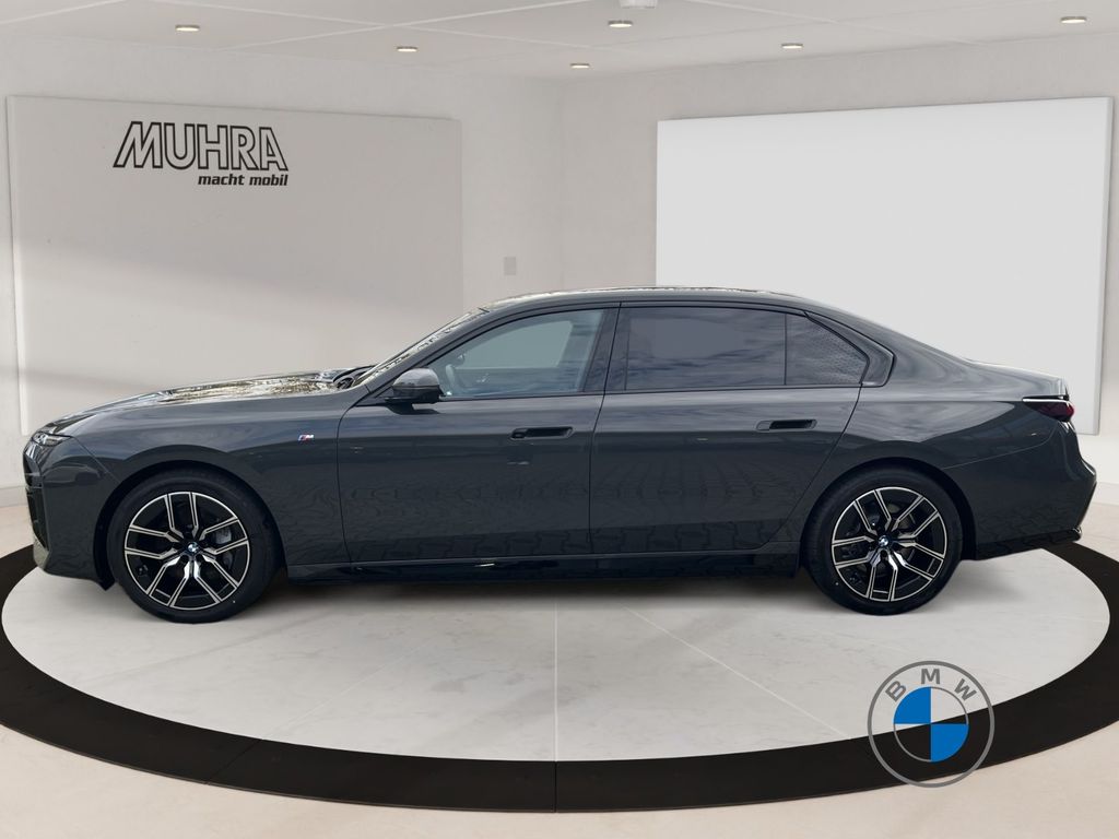BMW i7 2024