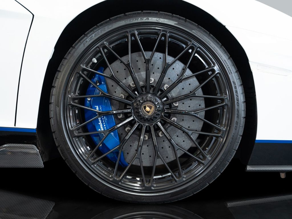 Lamborghini Aventador 2022