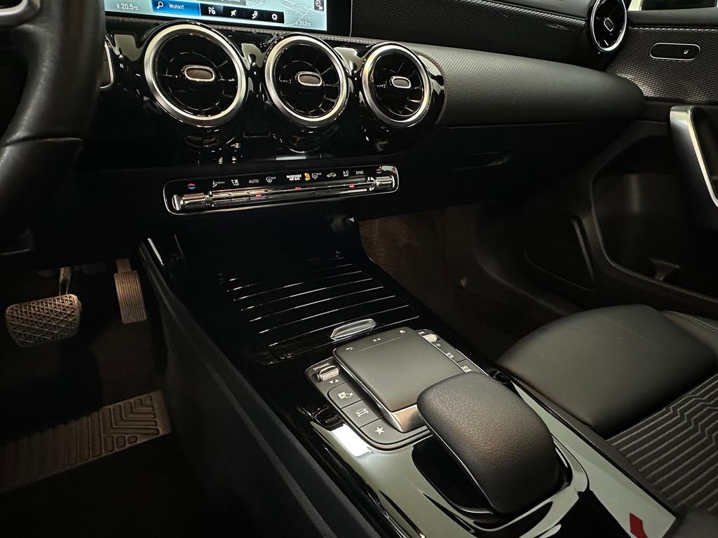 Mercedes-Benz A 220 2020