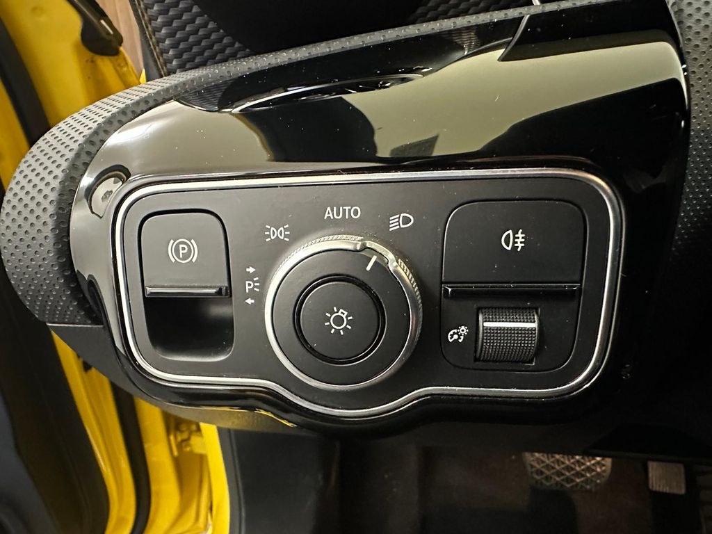 Mercedes-Benz A 220 2020