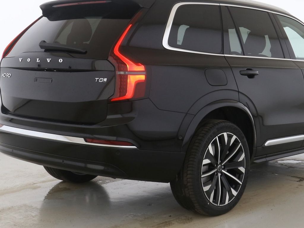 Volvo XC90 2025