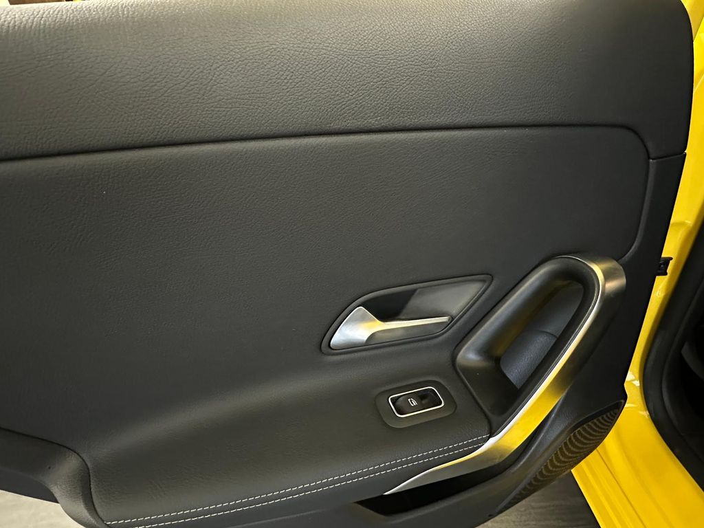 Mercedes-Benz A 220 2020