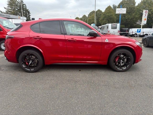 Alfa Romeo Stelvio 2023