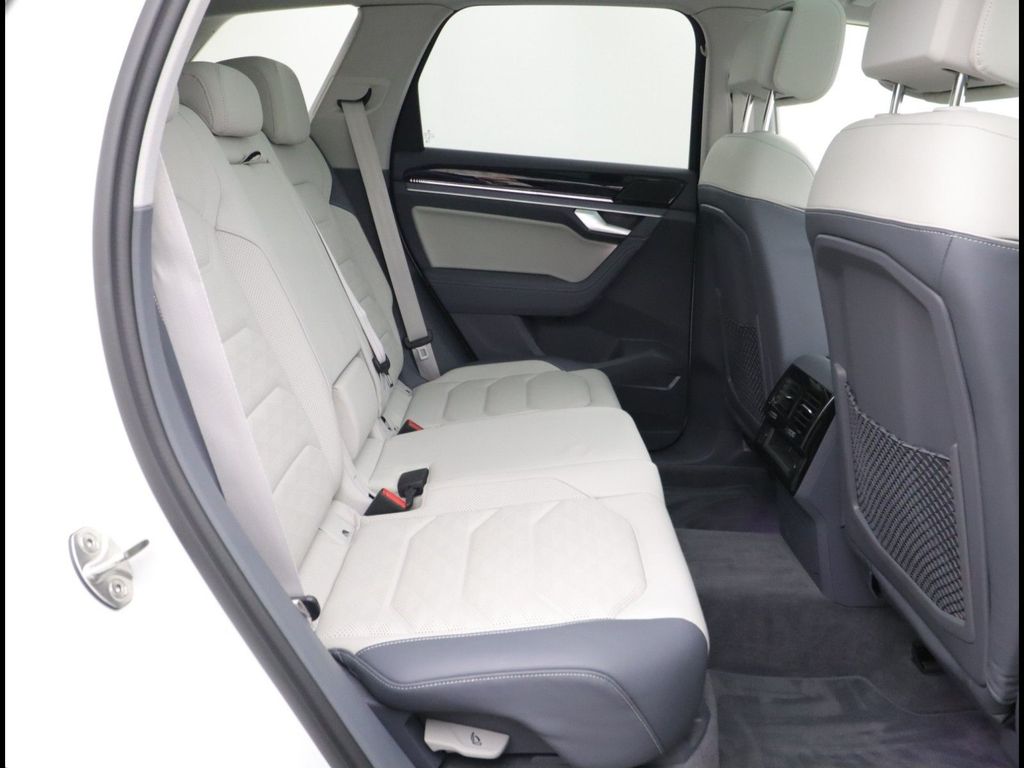 Volkswagen Touareg 2024