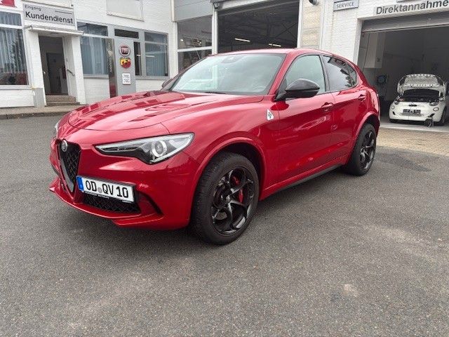 Alfa Romeo Stelvio 2023